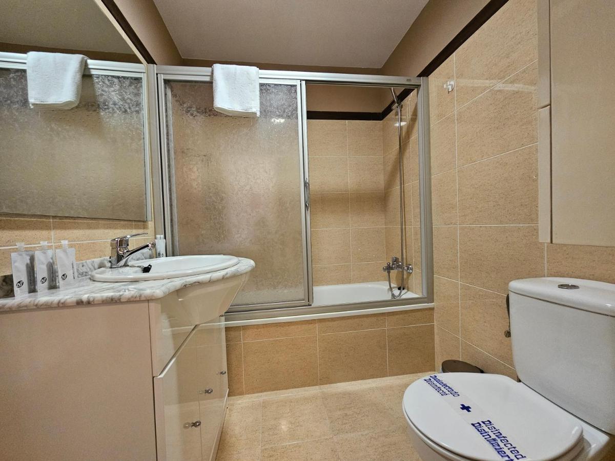 13B01 Apartamento Con Terraza Y Garaje ريباذيسييّا المظهر الخارجي الصورة